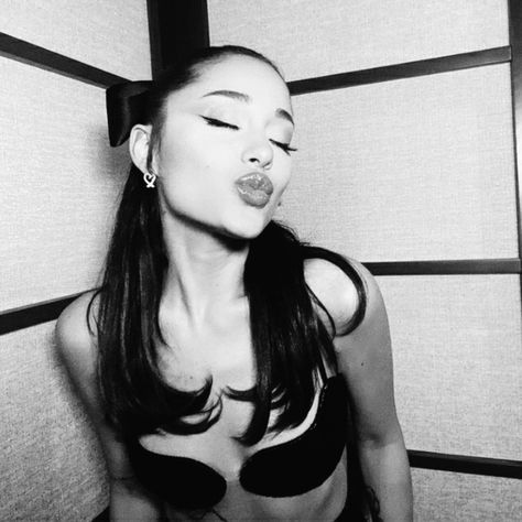 Ariana Grande, A Woman, Black And White, Wall, White, Black