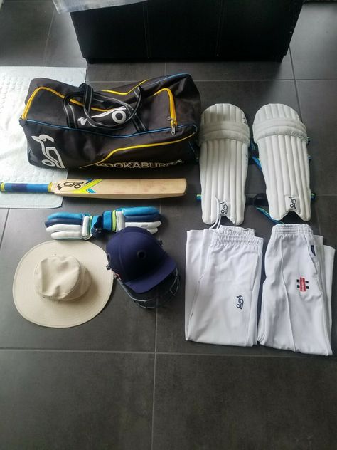 Junior Kookaburra Cricket Kit in excellent condition 2018 kit includes extras Cricket Kit, Cricket Balls, Batting Gloves, Cricket Bat, Online Marketplace, Bat, Top Brands, Im Not Perfect, Collectibles