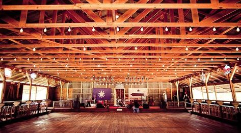 10 Central Texas Dance Halls You Should Visit Country Dance Hall, Texas Two Step, Gruene Hall, Country Line Dancing, Texas Places, Texas Roadtrip, Country Dance, Hall Interior, Concert Venue