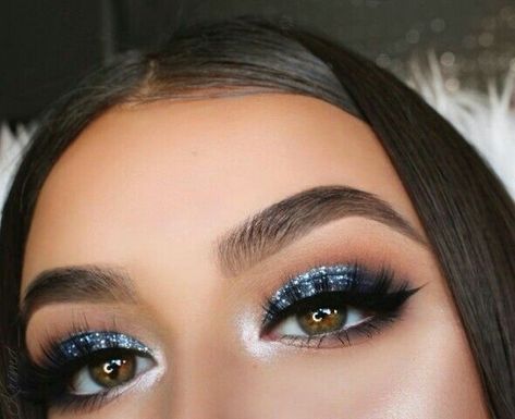 pinterest: @ nandeezy † Eye Makeup Glitter, Silver Makeup, Eyebrow Threading, Red Dress Makeup, Formal Makeup, Hooded Eye Makeup, Beauty Make-up, Brow Bar, Makeup Eye Looks