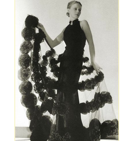 Carnival dress Sophia Kokosalaki, Fashion History Timeline, Istoria Modei, Carnival Dress, Madeleine Vionnet, 30s Fashion, Elsa Schiaparelli, 1930s Fashion, Vintage Gowns