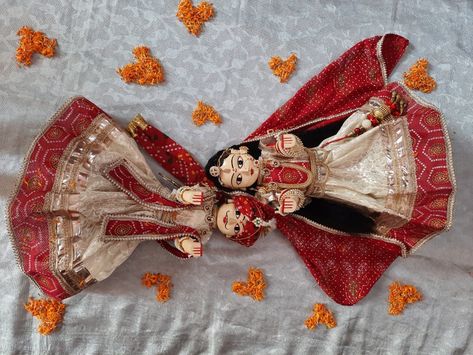 Gangore Festival Decoration, Gangour Mata, Gangore Mehndi Designs, Tuljapur Bhavani Mata Wallpaper, Mata Wallpaper, Bhavani Mata, Silk Saree Blouse Designs Patterns, Wedding Doll, Cloth Dolls Handmade