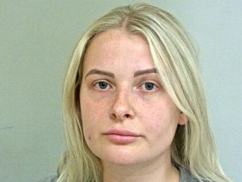 'Calculated' prison officer smuggled phones into jail to have relationship with convicted killer | The Independent Prison Officer, Prison Inmates, Prison Guard, Life Sentence, Reading Stories, Behind Bars, Sports Photos, Mug Shots, Birthday