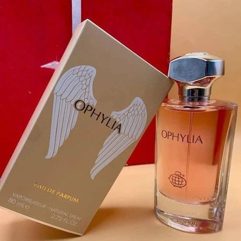 Dm for your quality perfume 😘😘 Dubai Perfume For Women, Nice Perfumes, Dubai Perfume, Perfume Business, Best Perfume For Men, Perfume Organization, Galaxy Wallpaper Iphone, Perfumes For Women, Perfume Collection Fragrance