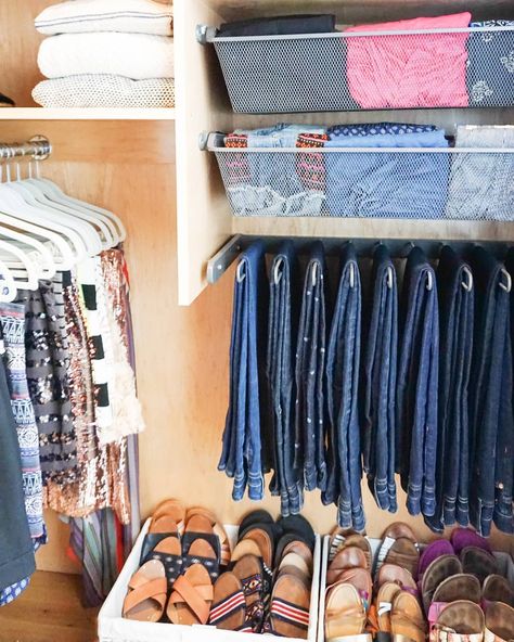 Pant Organization Ideas, Bra Closet Storage, Organizing Jeans In Closet Ideas Shelves, Closet T Shirt Organization, Closet Organization Ideas Pants, Jeans Storage In Closet, Shirts Organization Ideas, Jeans Storage Ideas Organizing, Pant Organization Closet