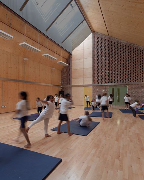 About - Sarah Wigglesworth Architects Sarah Wigglesworth, Gym Architecture, Sports Facility Architecture, Pre Primary School, Steel Architecture, Architectural Review, School Building Design, School Hall, Multipurpose Hall