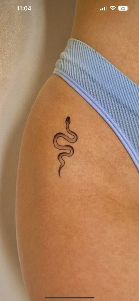 Snake Scar Tattoo, Small Snake Hip Tattoo, Pelvic Hip Tattoo, Hip Tattoos Snake, Snake Tattoo On Hip, Small Snake Tattoo, Smile Tattoo, Waist Tattoos, Serpent Tattoo