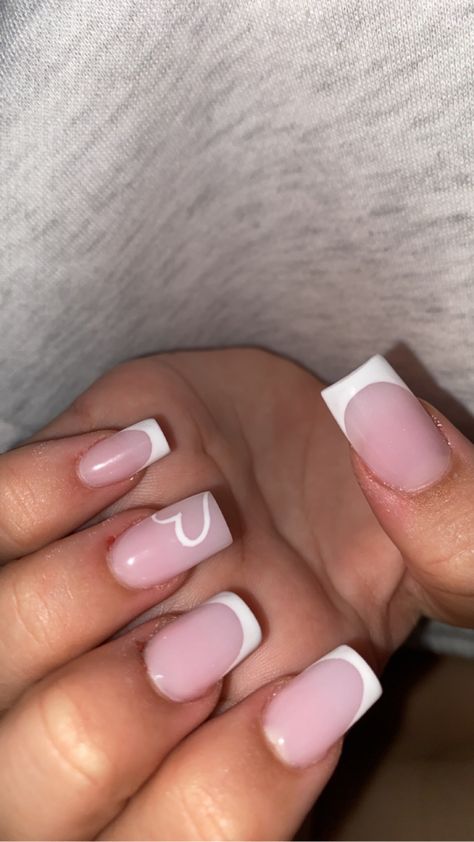 Black Nails Easy, Pink White And Black Nails, White And Black Nails, Nails Pink Black, Nails Pink White, Black Nails Short, Nails Easy, French Acrylic Nails, Simple Nail