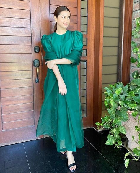 Plain Satin Kurti Designs Latest, Dark Green Frock Design, Dark Green Frocks For Women, Green Anarkali Organza Kurta, Plain Green Anarkali Dress, Bottle Green Kurta Women, Beautiful Frocks, Indian Kurti Designs, Simple Kurta Designs