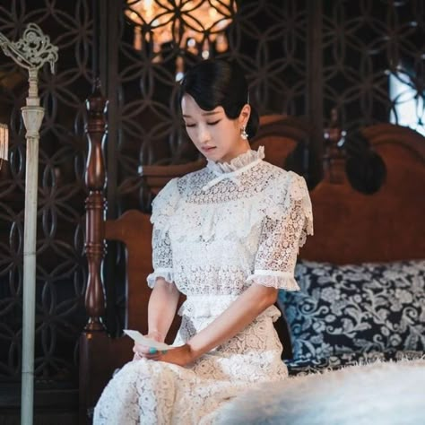 5 Surprising Plot Twists On ‘It�’s Okay To Not Be Okay’ Ko Mun Yeong Outfits, Kdrama Style, Seo Yeji, Drama Outfit, Kdrama Outfits, Seo Ye-ji, Kdrama Fashion, Drama Fashion, Its Okay To Not Be Okay