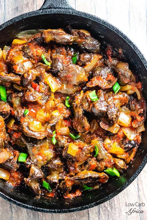 Peppered gizzard is a lip-smacking, mouthwatering delicacy that makes an excellent snack or party food! #lowcarb #lowcarbrecipe #lowcarbdiet #keto #ketorecipe #ketodiet #africanketo #lchf #paleo #glutenfree #sugarfree #nigerian #african  | LowCarbAfrica.com Chicken Gizzard And Hearts Recipe, Gizzards And Gravy Recipe, Peppered Gizzard, Gizzard Recipe, Offal Recipes, Gizzards Recipe, Chicken Giblets, Organ Meats, Fried Recipes