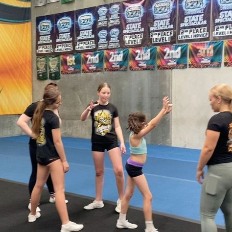 Elite All-Stars Cheer & Dance on Instagram: "Hard working stunters 💪💪💪 1) back walkover to inversion up from the ground 2) working towards single basing (!!!!!) half up #level2 #cheer #stunt #hardwork #halfup #SoWicked" Level 2 Cheer Stunts All Star, Cheer Stunts All Star, Level 2 Cheer Stunts, Level 2 Cheer, Stunt Ideas, Back Walkover, All Star Cheer, Cheer Dance, Hard Working