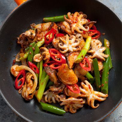 The Hairy Bikers’ fiery octopusredmagazine Octopus Recipe, Octopus Recipes, Squid Recipes, Famous Chef, Asian Dishes, Seafood Dishes, Restaurant Recipes, Fish And Seafood, Korean Food