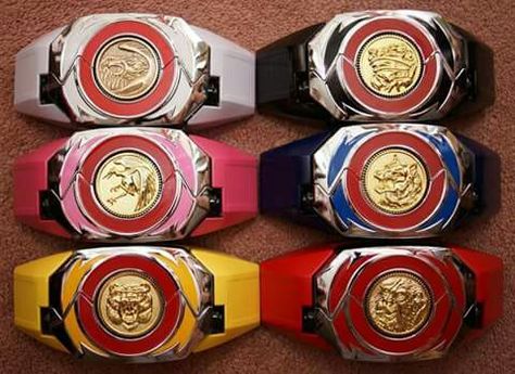 Mighty morphin power ranger morphers. Power Rangers Morphers, Power Rangers Poster, Green Power Ranger, Power Ranger Birthday Party, Power Rangers Toys, Power Rangers In Space, Power Rangers Cosplay, New Power Rangers, Power Ranger Birthday