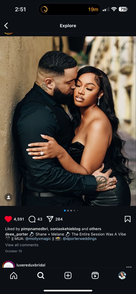 Ideas For Engagement Pictures, Elegant Couple Photoshoot Classy, Just Engaged Pictures, Black Couple Engagement Photoshoot, Engagement Photos Black Couples, Announcing Engagement, Engagement Photos Casual, Photoshoot Ideas Couples, Engagement Photo Shoot Poses