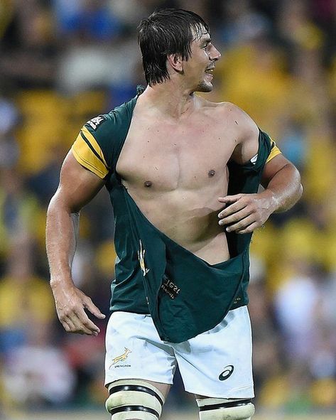 South African Rugby Players, Eben Etzebeth, Player Aesthetic, South African Rugby, English Rugby, Springbok Rugby, Rugby Boys, Rugby Sport, Australian Football