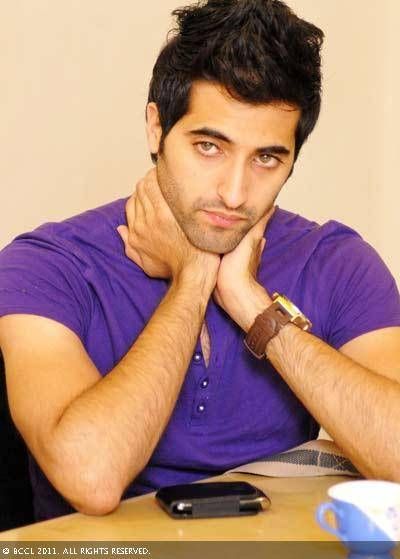 Akshay Oberoi, Bollywood actor Akshay Oberoi, India People, Classy Men, Bollywood Actors, Actors