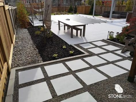 What Is The Difference Between Patio Stones And Stepping Stones 	How to Pick Between Patio Stones and Stepping Stones for Your Garden Flagstone Pavers, Patio Stone, Big Planters, Unique Patios, Landscape Pavers, Stone Tile Flooring, Limestone Paving, Stone Pavers, Paving Design