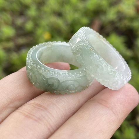 Jade Ring Engagement, Jade Wedding Ring, Crystal Wedding Ring, Jade Accessories, Jade Engagement Ring, Friendship Couple, Jade Wedding, Pink Gemstone Necklace, Jade Jewellery