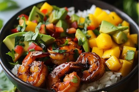 Shrimp Mango Bowl, Chipotle Shrimp Bowl, Shrimp Burrito, Chipotle Shrimp, Shrimp Avocado, Salmon And Shrimp, Shrimp And Rice, Dinner Bowls, Burrito Bowl