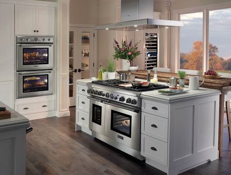 Island With Stove, Kitchen Island With Stove, Kitchen Design Gallery, Kitchen Pictures, Kitchen Photos, Unique Kitchen, Kitchen Remodel Idea, Beautiful Kitchens, Dream Kitchen