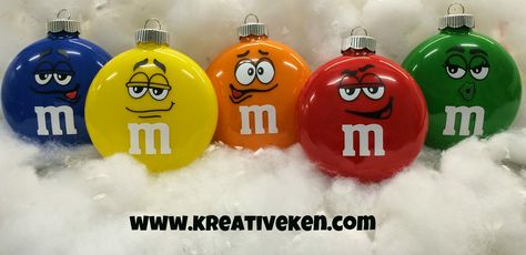 M&M ORNAMENTS                                                                                                                                                                                 More M M Ornaments, Vinyl Ornaments, Cricut Ornaments, Harry Potter Christmas Decorations, M And M, Ornament Svg, Silhouette Christmas, Glitter Ornaments, 12 December