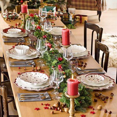 Christmas dining setting