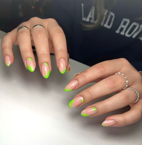 Nails With Lime Green Tips, Cute Lime Green Nails, Lime Green Nails Design Neon, Lime Green Swirl Nails, French Tip Neon Green, Green Swirl Nails, Lime Green Flame Nails, Nails Lime Green Neon Yellow, Lime Green Nails