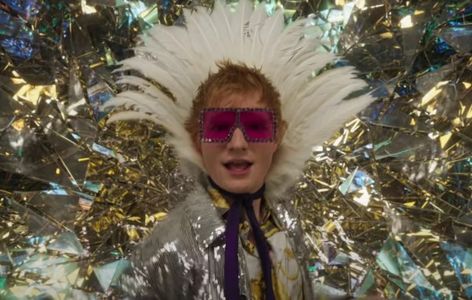 The video, directed by Dave Meyers, also stars 'The Carrie Diaries' actor AnnaSophia Robb The post Watch Ed Sheeran cosplay as Elton John in ‘Shivers’ music video appeared first on NME. You can read this post on My Celebrity Life. Ed Sheeran Shivers, Dancing Video, Carrie Diaries, The Carrie Diaries, Runaway Train, Annasophia Robb, Celebrity News Gossip, Latest Celebrity News, News Studio