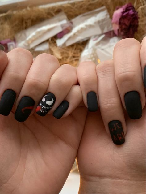 Venom Nails Designs, Venom Nails Acrylic, Venom Nail Art, Marvel Nails Designs, Venom Nails, Marvel Nails, Horror Nails, Nails 2017, Gothic Nails