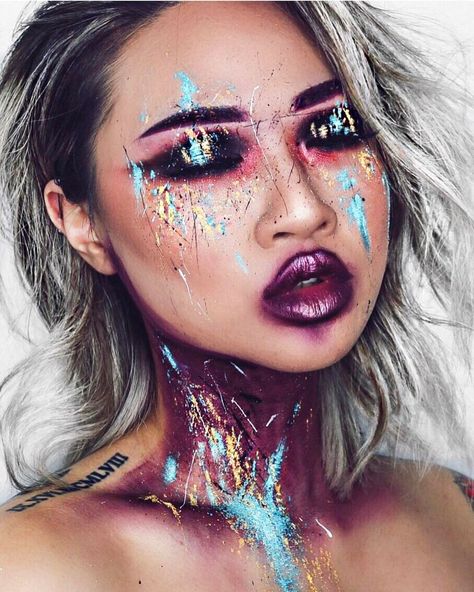 EUPHORIA / @divinamuse Splatter Makeup, Euphoria Art, Eyeshadow Art, Extreme Make-up, Editorial Make-up, Fashion Editorial Makeup, Fantasy Make-up, Make Up Designs, Beauty Killer