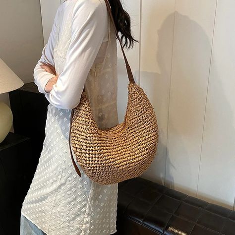 women’s wicker bag for your summer ❤️#bagsummer #dag #summer Crochet Handbag, Straw Beach Bag, Moon Pattern, Luxury Crossbody, Woven Handbags, Wicker Bags, Crossbody Bags For Women, Raffia Bag, Body Chain Jewelry