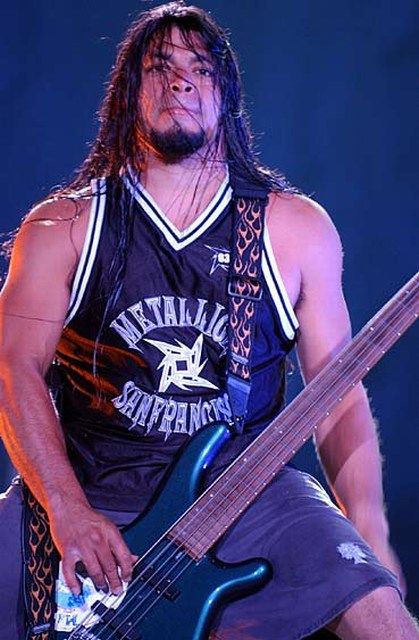 METALLICA BASSIST  ROBERT TRUJILLO Metallica Black, Robert Trujillo, James Hetfield, Four Horsemen, Heavy Metal Music, Chris Cornell, Thrash Metal, Music Icon, Metal Music