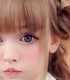 Doll makeup Japanese Doll Makeup, Doll Eye Makeup, Kawaii Makeup, Japanese Doll, Make Up Inspo, Doll Makeup, Gender Envy, Living Dolls, Japanese Dolls