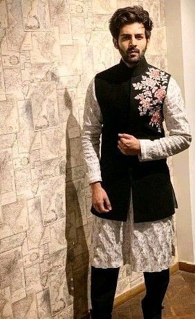 Engagement Dress For Men, Jodhpuri Suits, Wedding Squad, Indian Groom Dress, Mens Traditional Wear, Jodhpuri Suits For Men, Sherwani For Men Wedding, Wedding Kurta For Men, Western Designs