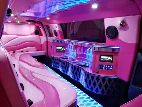 Pink Limo, Limo Aesthetics, Black Limo Aesthetic, Limousine Aesthetic, White Limo, Pink Limousine, Limo Car Inside, Limousine Interior, Disco Floor