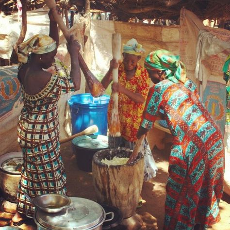 Ghana - making fufu Fufu Aesthetic, Ghanaian Aesthetic, Ghana Photography, Ghanaian Culture Aesthetic, Africa Culture Aesthetic, Ghana Fufu, African Village Aesthetic, Ghana Culture Aesthetic, Angola Africa