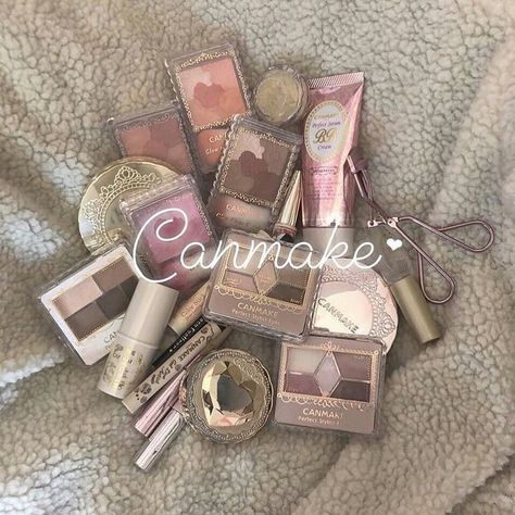 Japan Makeup Products, Japan Makeup, Girly Makeup, Skin Aesthetics, Makeup Nails Designs, Makeup Package, Japanese Makeup, Fancy Makeup, Makeup Items