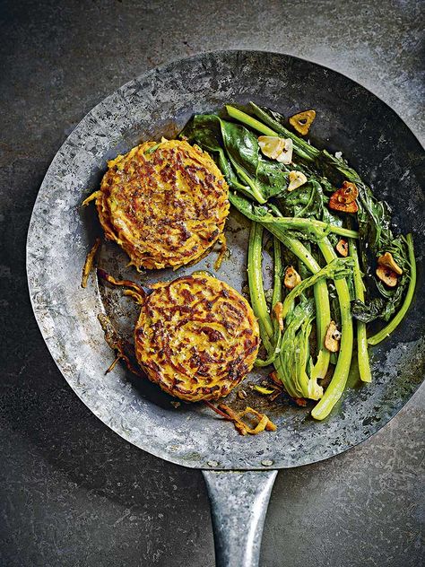 Sweet  Potato  Rosti With  Garlic  Butter  Greens Garlic Butter Sweet Potato Recipes, Potatoes Rosti, Sweet Potato Curry Vegan, Swiss Potato Rosti, Sweet Potato Rosti, Kebabs, Paleo Lunch, Paleo Dinner, Sweet Potato Recipes