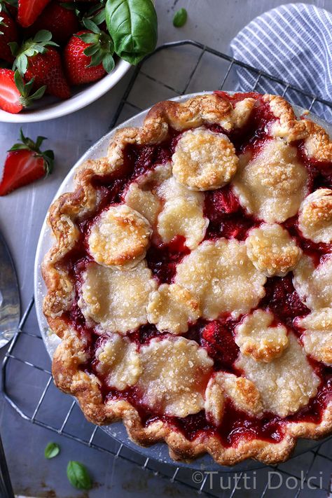 Basil Pie, Strawberry Basil, Pie Tart, Strawberry Pie, Perfect Pies, Sweet Pie, Pie Recipes, Just Desserts, Scones