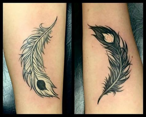 YimYang Feather Ying Yang Tattoo, Couple Feather Tattoo Ideas, Matching Feather Tattoos, Mommy Daughter Tattoos, Ying Yang Tattoo, Mother Son Tattoos, Mom Daughter Tattoos, Matching Friend Tattoos, Matching Best Friend Tattoos