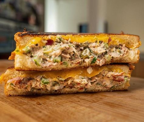 Ultimate Smoked Tuna Melt - Traeger Grills Ultimate Tuna Melt, Pork Wings, Vegetable Cocktails, Sandwich Melts, Smoked Tuna, Tuna Melt Sandwich, Tuna Tacos, Brisket Chili, Pork Rub