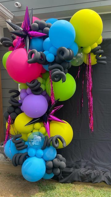 Homecoming Dance Decorations, Prom Entrance, 90s Homecoming, Party Tent Decorations, Auction Decor, Party Concept, 80s Party Decorations, Neon Birthday Party, Dance Decorations