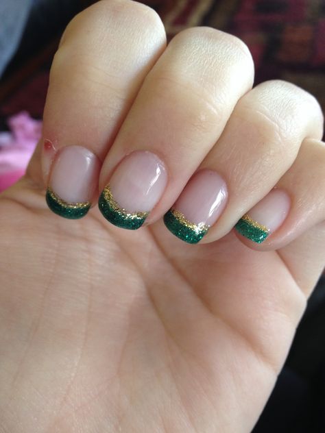 St. Patrick's Day Nails St Patricks Nail Designs, St Patrick Day Nails Acrylic, Saint Patrick Nail, St Patrick's Day Nails, Birthday Nail Art, Birthday Nail Designs, Nail Design Glitter, Festive Nail Designs, St Patricks Day Nails