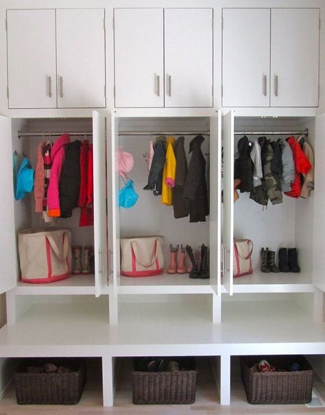 Mudroom space to hang coats or maybe not--- maybe just have coat closet in mudroom Billy Ikea, Mudroom Lockers, Mudroom Organization, Mudroom Entryway, Entryway Shoe Storage, Mudroom Laundry Room, Laundry Room Shelves, Entryway Bench Storage, Mudroom Ideas