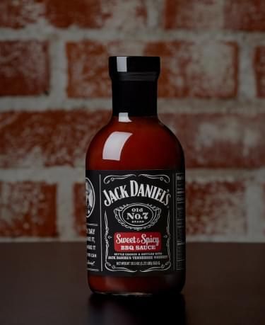 Sweet & Spicy BBQ Sauce – Jack Daniel's Sauces Jack Daniels Sauce, Spicy Bbq Sauce, Grilled Ribeye Steak, Homemade Barbecue, Grilled Ribeye, Jack Daniel's Tennessee Whiskey, Grilled Bbq Chicken, Homemade Barbecue Sauce, Chipotle Sauce