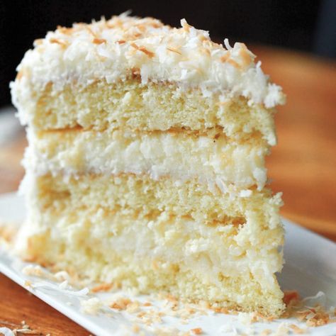 Paula Deen Coconut Cake, Moist Coconut Cake Recipe, Hawaiian Dream Cake, Best Coconut Cake Recipe, Coconut Layer Cake, Coconut Cream Cake, Lemon And Coconut Cake, Kek Lapis, Nursing Cake