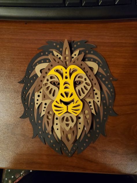 3D lion mandala card for Father's Day 3d Lion, Diy Cardboard Lion Head, Paper Lion Craft, Lion Paper Craft, Cardboard Lion Head, Lion Craft, Lion Quotes, Lion Mask, Paper Cutout Art