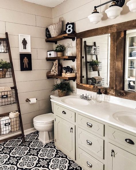 The 70 Best Farmhouse Bathroom Ideas - Home and Design - Next Luxury Black Vanity Bathroom Ideas Wall Colors, Functional Farmhouse, Farmhouse Bathroom Design, Primitive Bathrooms, Shiplap Walls, Painted Vanity, Bathroom Transformation, Bathroom Farmhouse Style, Storage Tips