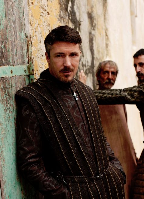 Littlefinger, the clever one! Peter Baelish, Lord Baelish, Petyr Baelish, Game Of Thrones Costumes, Aidan Gillen, Game Of Thrones Tv, Gra O Tron, A Song Of Ice And Fire, Winter Is Coming